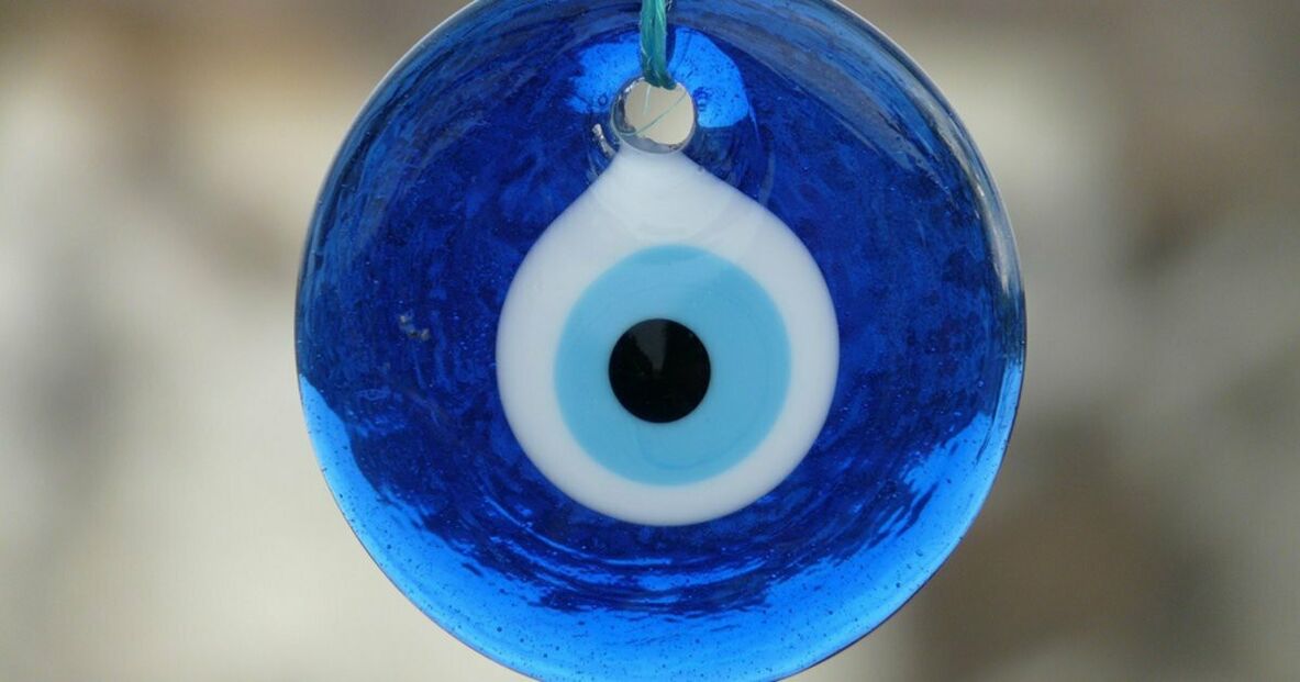 amulet zlého oka - chrání před zlým okem a znehodnocením